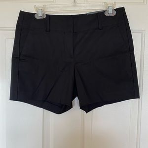 NWT Ann Taylor Black shorts Modern fit 6P